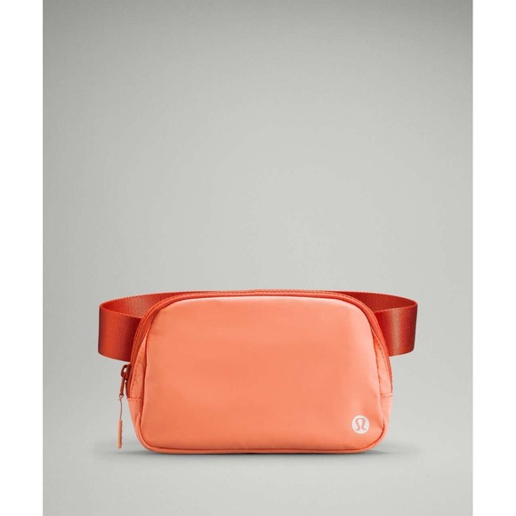 lululemon athletica Handbags - Lululemon Everywhere Belt Bag *1L
Golden Apricot / Warm Coral